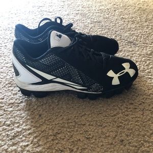 Under armor cleats